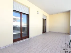 Prodej bytu 3+kk, Villa Rosa,, 50 m2