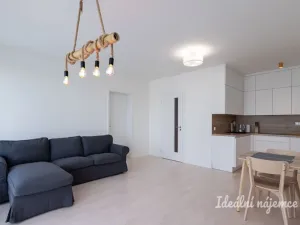 Pronájem bytu 2+kk, Praha - Libeň, Františka Kadlece, 56 m2