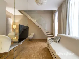 Pronájem bytu 2+kk, Praha - Nové Město, Charvátova, 54 m2