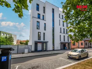 Prodej bytu 2+kk, Hradec Králové - Pražské Předměstí, Gočárova třída, 48 m2