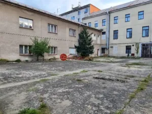 Pronájem garáže, Pardubice - Zelené Předměstí, Hlaváčova, 12 m2