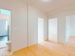Prodej bytu 3+1, Hrušovany u Brna, Sídliště, 73 m2
