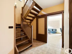 Prodej rodinného domu, Liberec, Tovární, 300 m2
