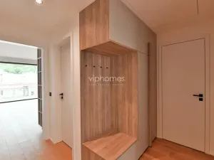Pronájem bytu 3+kk, Praha - Smíchov, Grafická, 78 m2
