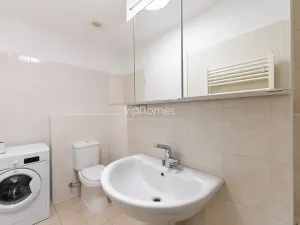 Pronájem bytu 2+kk, Praha - Dejvice, Heinemannova, 65 m2