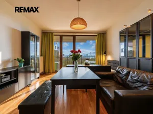 Prodej bytu 1+kk, Praha - Záběhlice, Na Slatince, 31 m2