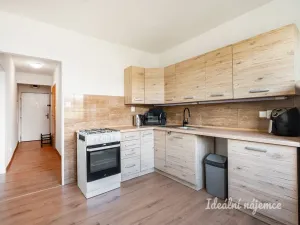 Pronájem bytu 2+1, Praha - Smíchov, U dvou srpů, 60 m2
