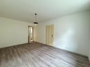 Pronájem bytu 3+1, Praha - Žižkov, Lucemburská, 74 m2