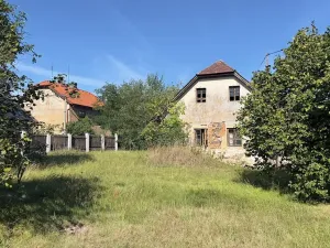 Prodej komerčního pozemku, Roztoky, 2151 m2