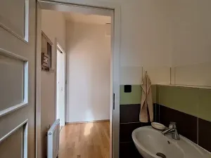 Pronájem bytu 2+kk, Praha - Žižkov, Roháčova, 60 m2