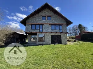 Prodej rodinného domu, Jesenný, 270 m2