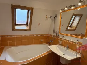 Pronájem rodinného domu, Hartmanice, 90 m2