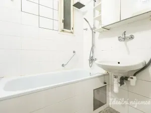 Pronájem bytu 2+kk, Praha - Vysočany, Prouzova, 52 m2