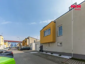 Prodej rodinného domu, Milovice - Mladá, Lipová, 99 m2