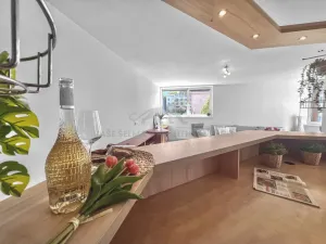 Prodej bytu 4+kk, Praha - Vysočany, Skloněná, 116 m2