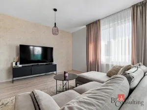 Prodej bytu 2+kk, Plzeň - Skvrňany, Františka Kováříka, 66 m2