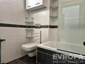Prodej bytu 4+kk, Praha - Radotín, Na Krupičárně, 96 m2