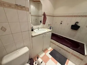 Pronájem bytu 2+1, Chomutov, Adámkova, 62 m2