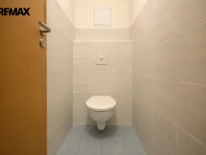 Pronájem bytu 2+kk, Hradec Králové - Třebeš, Ve Stromovce, 70 m2