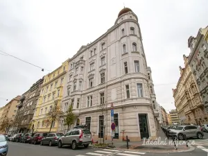 Pronájem bytu 1+kk, Praha - Holešovice, Šimáčkova, 27 m2