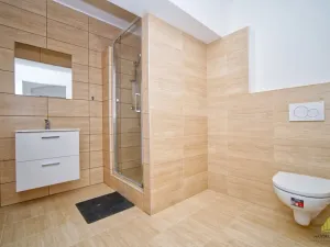 Prodej kanceláře, Sobotovice, 370 m2
