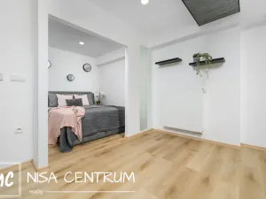 Pronájem bytu 2+kk, Jablonec nad Nisou, Lesní stezka, 46 m2