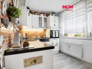 Prodej bytu 2+1, Chomutov, Holešická, 62 m2