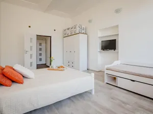 Prodej bytu 2+1, Trutnov - Dolní Předměstí, Úpské nábřeží, 119 m2