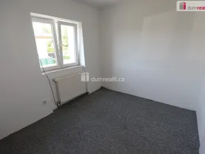 Pronájem bytu 2+1, Karlovy Vary - Počerny, 68 m2
