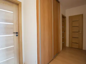 Pronájem bytu 3+kk, Praha - Lhotka, Novodvorská, 76 m2