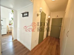 Pronájem bytu 2+1, Praha - Lysolaje, Sídlištní, 51 m2