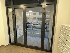 Pronájem bytu 1+kk, Pardubice, Na Spravedlnosti, 36 m2