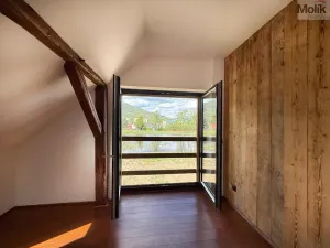 Pronájem atypického bytu, Osek, Tovární, 135 m2