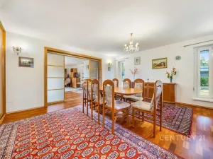 Pronájem bytu 4+1, Praha - Zbraslav, Pod urnovým hájem, 120 m2