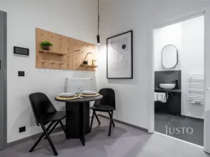 Prodej bytu 1+kk, Praha - Karlín, Prvního pluku, 27 m2
