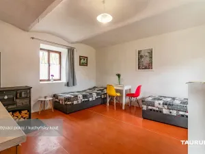Prodej chalupy, Kolinec - Vlčkovice, 42 m2
