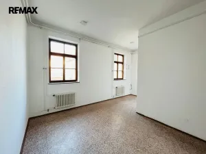 Pronájem obchodního prostoru, Jihlava, Masarykovo náměstí, 300 m2