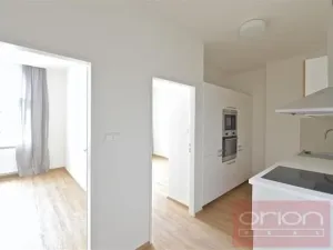 Pronájem bytu 2+kk, Praha - Vinohrady, Lucemburská, 50 m2