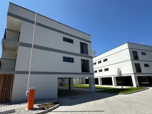 Pronájem garážového stání, Plzeň, Pilařská, 12 m2