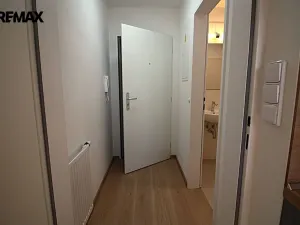 Pronájem bytu 1+kk, Chrastava, náměstí 1. máje, 30 m2