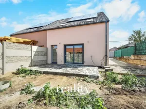 Prodej rodinného domu, Božice, 130 m2