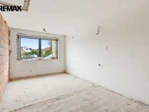 Prodej vícegeneračního domu, Jesenice, Chrpová, 897 m2