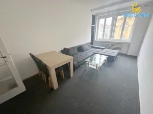 Pronájem bytu 1+kk, Praha - Žižkov, Baranova, 28 m2