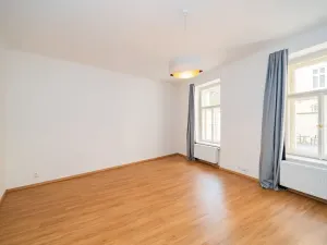 Pronájem bytu 1+kk, Praha - Nové Město, Lípová, 35 m2