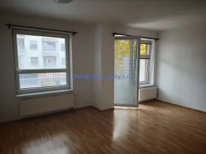 Pronájem bytu 1+kk, Hradec Králové, Rybova, 30 m2