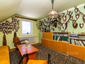 Prodej rodinného domu, Zvole, 520 m2
