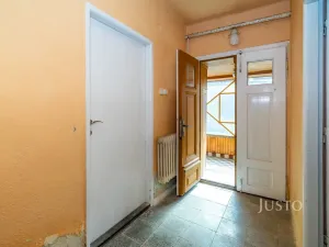 Prodej rodinného domu, Zvole, 520 m2