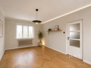 Prodej rodinného domu, Zvole, 520 m2