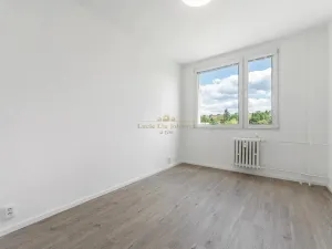 Prodej bytu 2+kk, Praha - Černý Most, Smikova, 44 m2