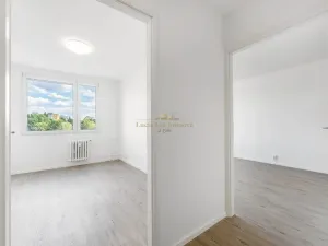 Prodej bytu 2+kk, Praha - Černý Most, Smikova, 46 m2